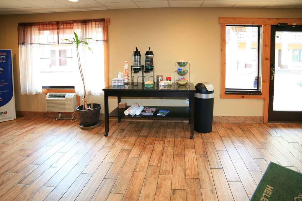 Quality Inn Downtown Хелен Интерьер фото