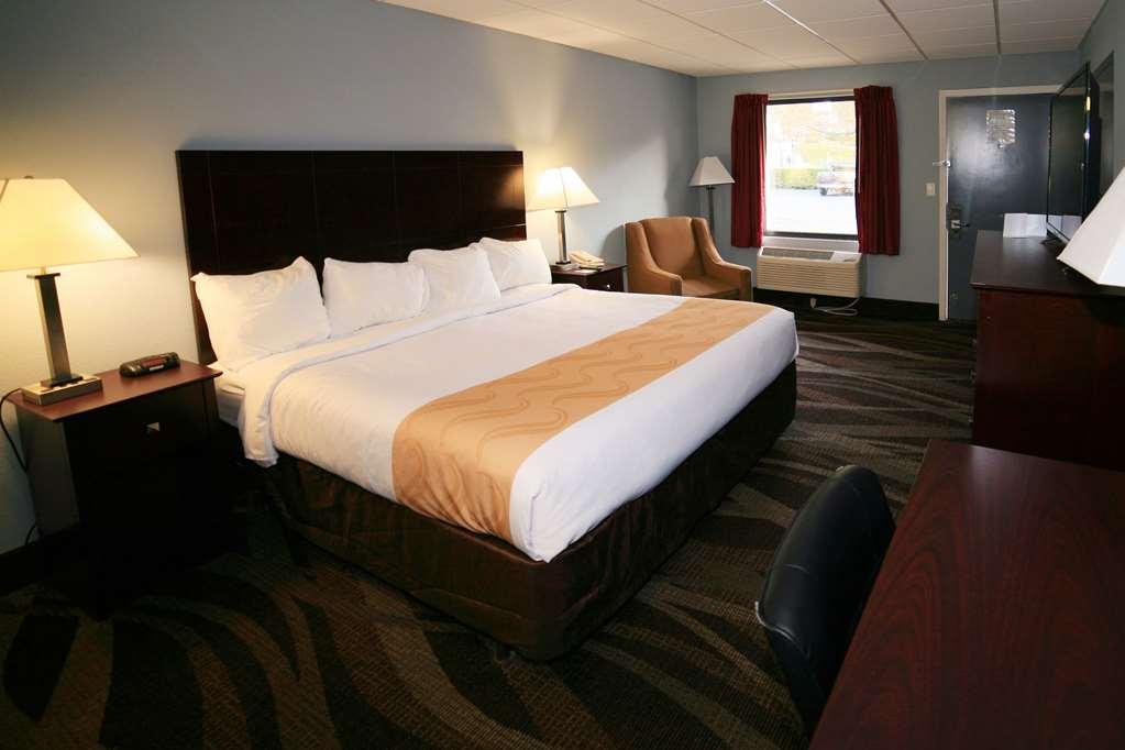 Quality Inn Downtown Хелен Номер фото