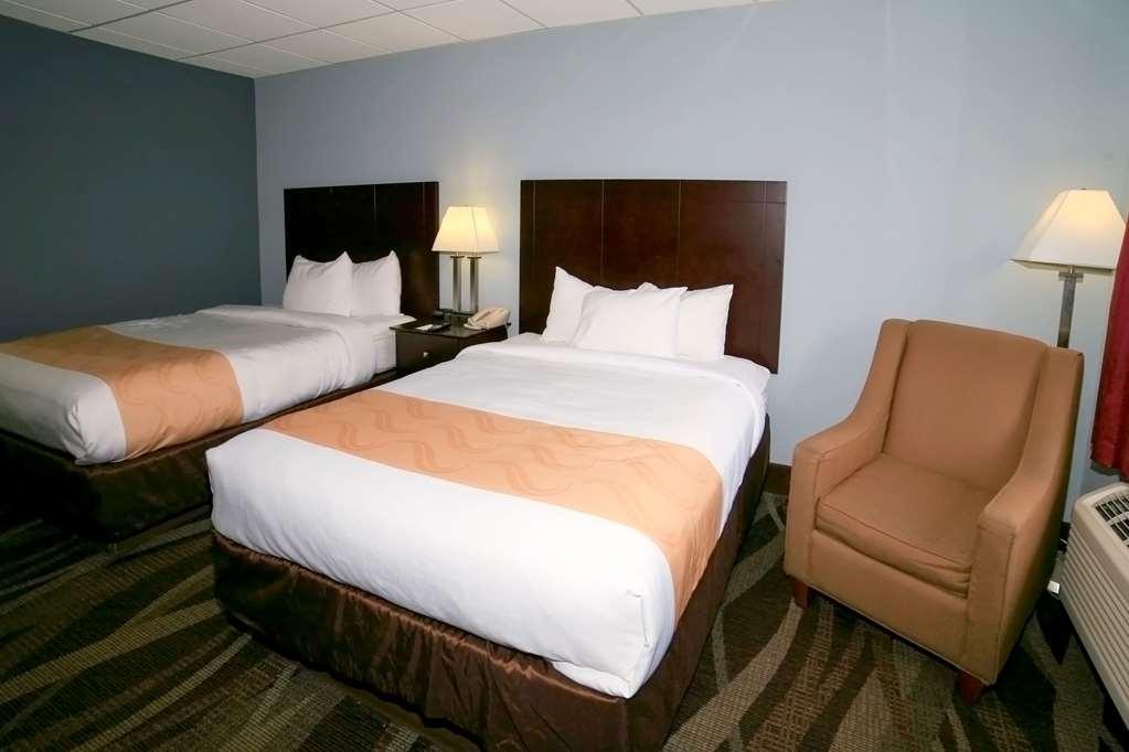 Quality Inn Downtown Хелен Номер фото