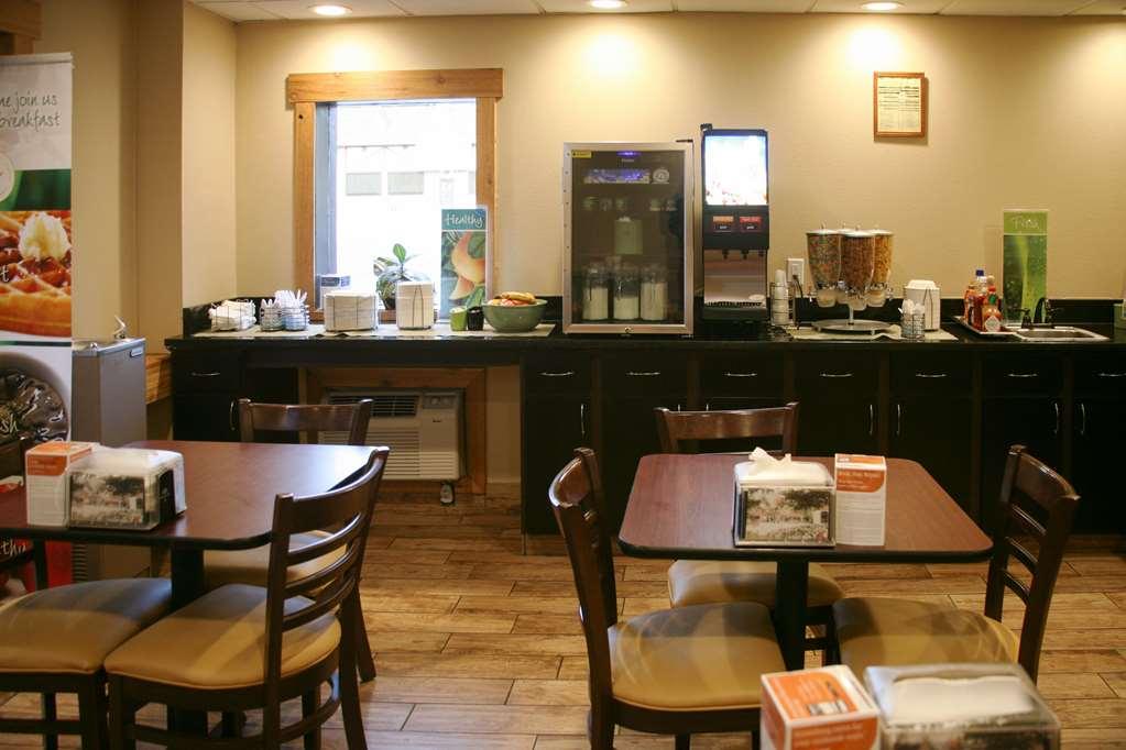 Quality Inn Downtown Хелен Ресторан фото